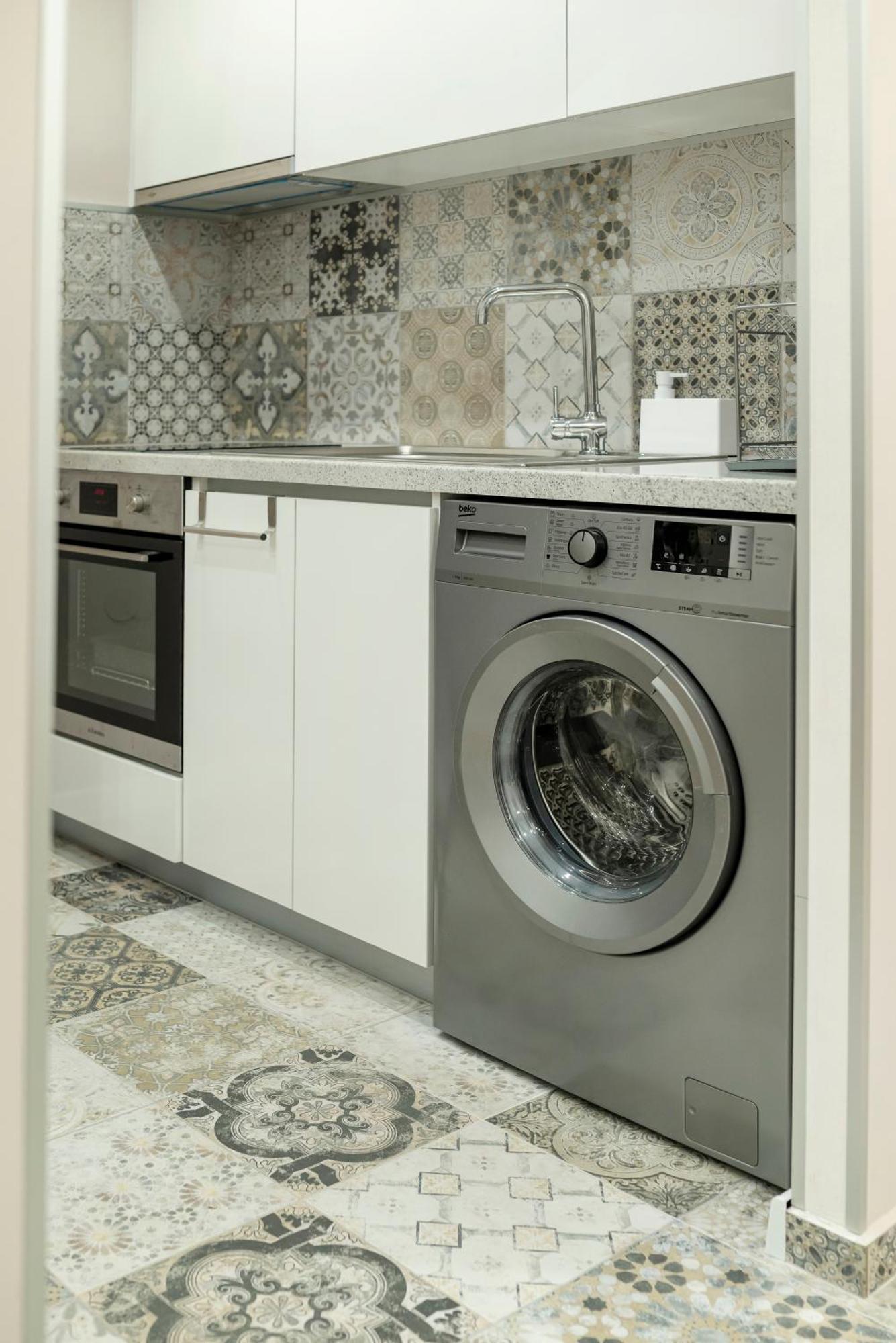 Mdm Apartment City Center Felicita Deluxe Русе Екстер'єр фото